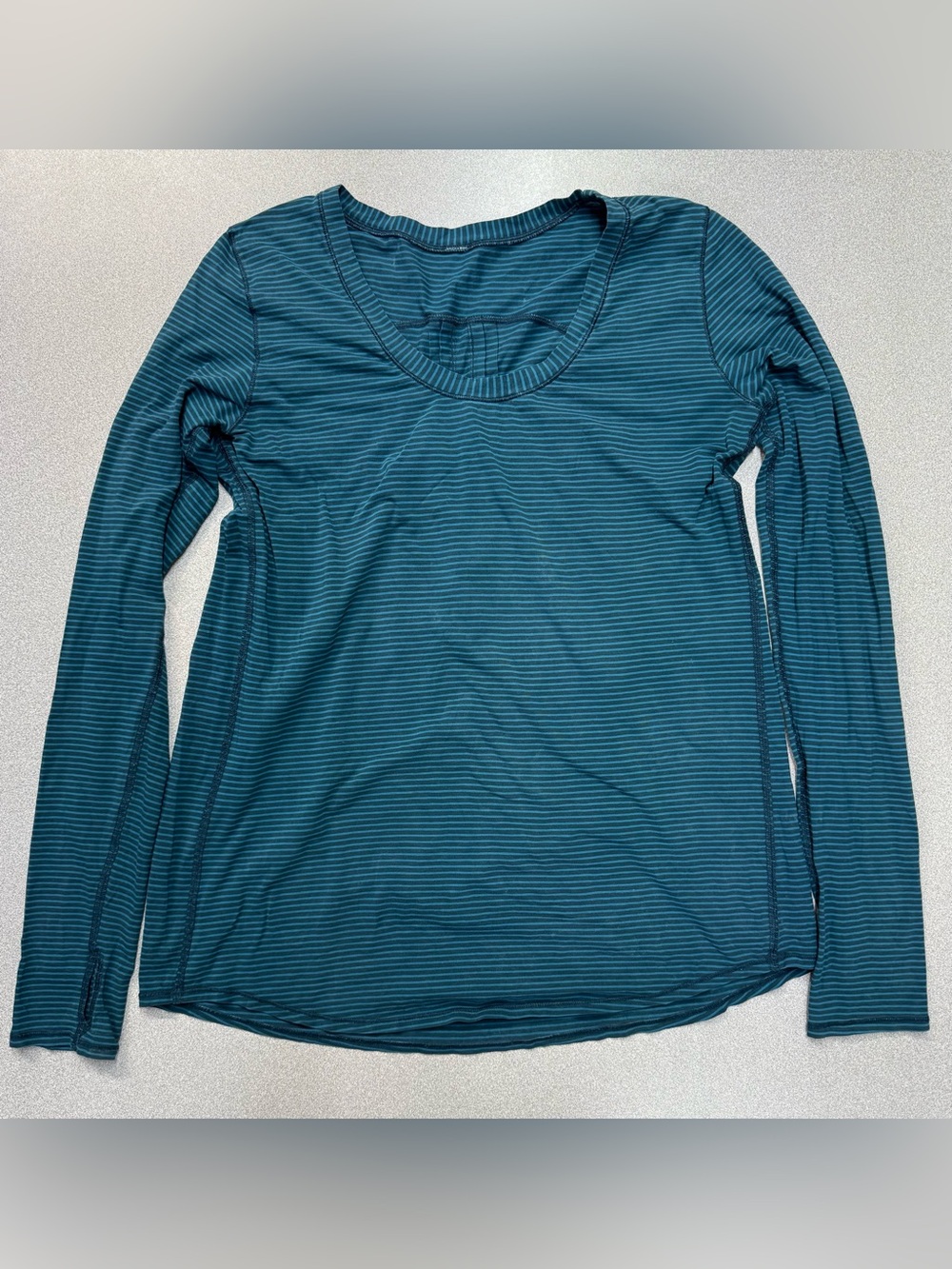 Lululemon Yogi Everyday Long Sleeve
Hyper Stripe Alberta Lake Tofino Teal